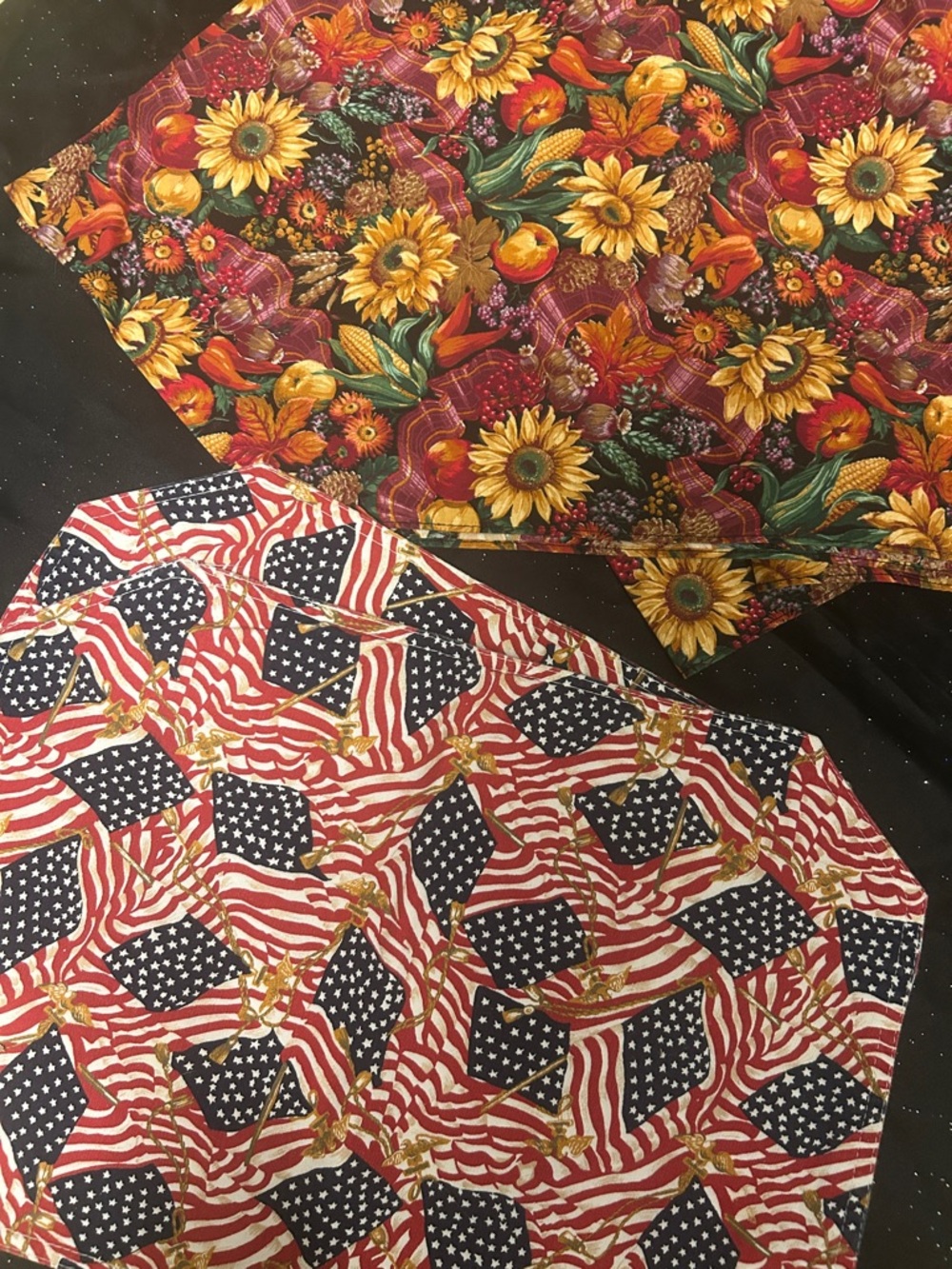 American Flag Placemats & Sunflower Table Runner Bundle